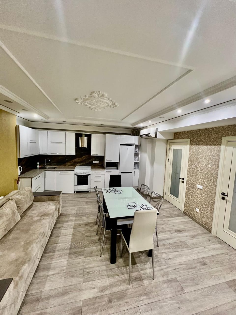 RENT Apartament cu 2 camere Apartment in Chișinău