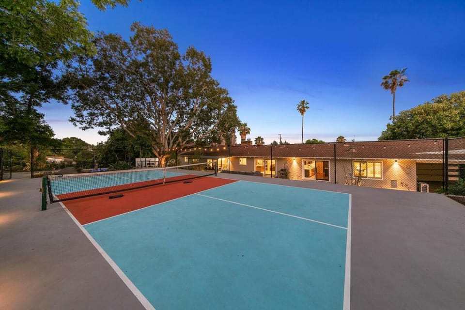 Mt. Helix Resort+ Pool/Spa, Pickleball, Amenities! House in Casa De Oro-Mount