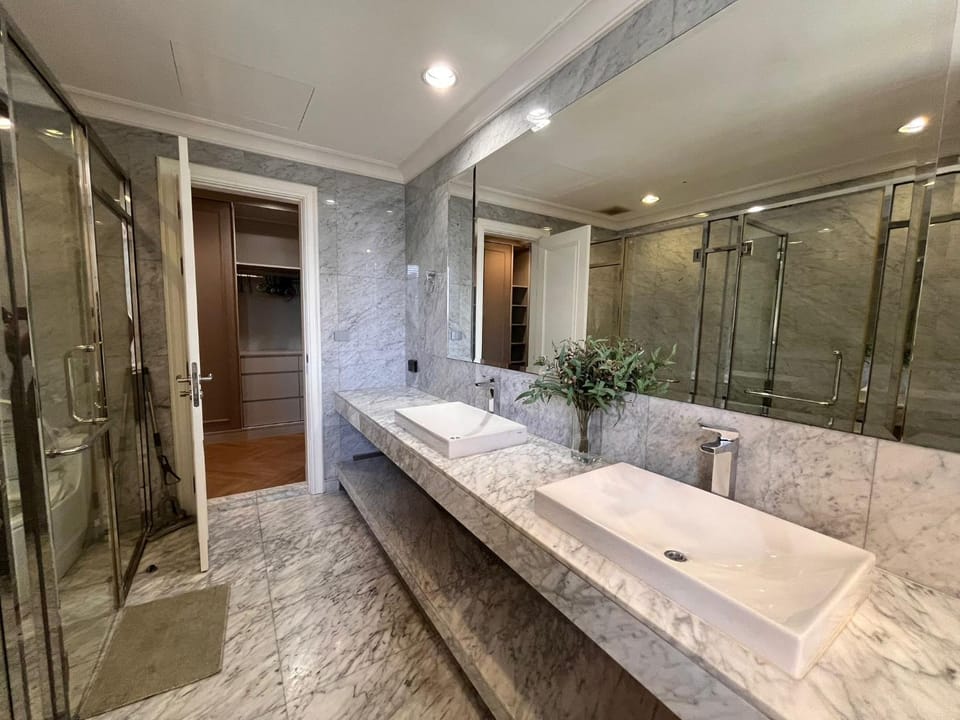 Luxury Villa 4BR - 8 Mins to Thonglor BTS Villa in Bangkok
