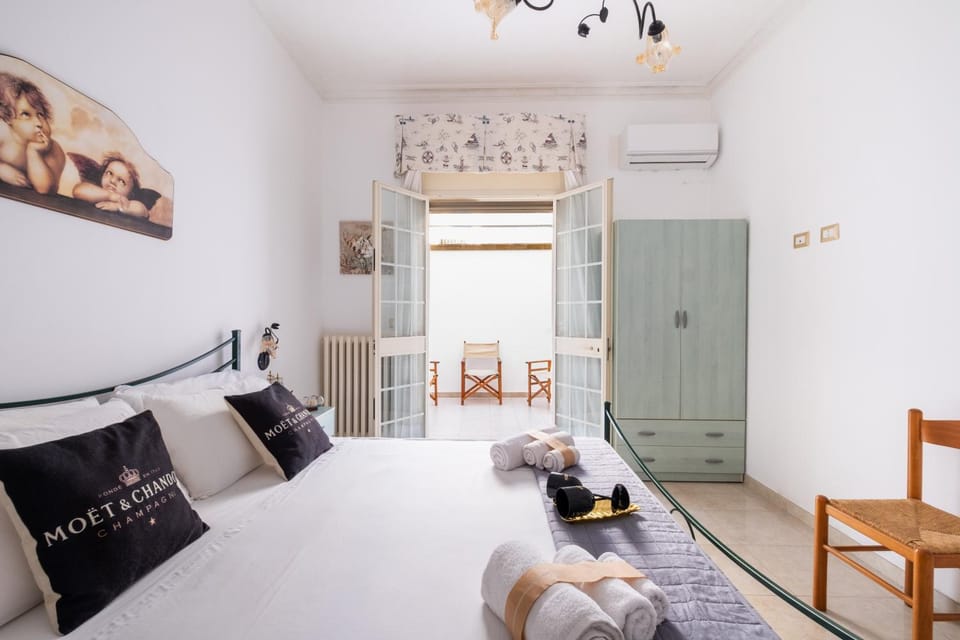 Property building, Living room, Bedroom