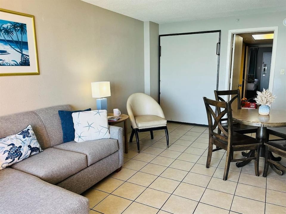 Oceanfront 1br Suite, Overlooking Sea L 1236 Apartment in Myrtle Beach