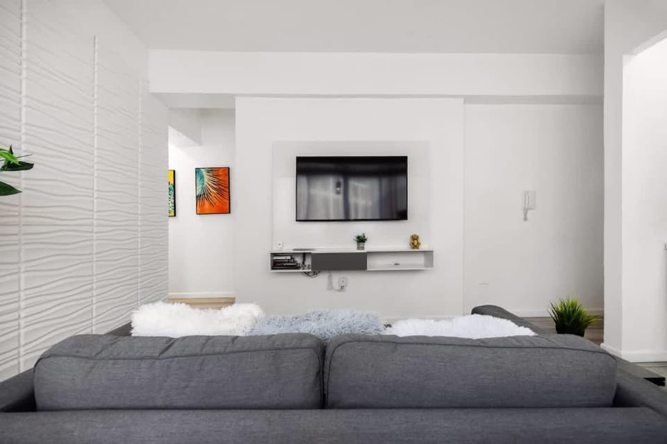 TV and multimedia, Living room, Seating area