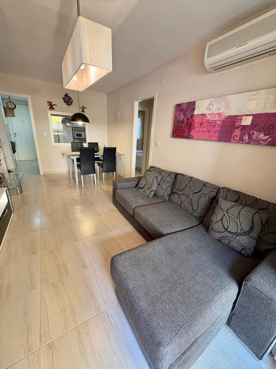 Flores Beach House Apartment in Calp