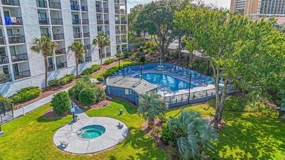 Spacious Pool View Condo! Short Walk to Beach! Sea Mark Tower 204 House in Myrtle Beach