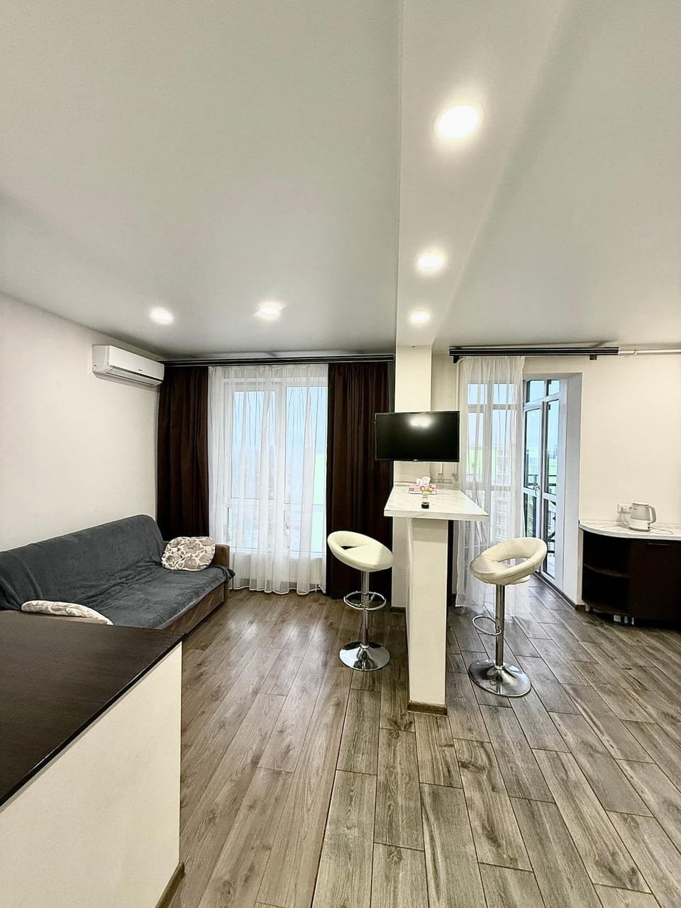 Apartments Studio Versailles Park 2 Apartment in Ukraine