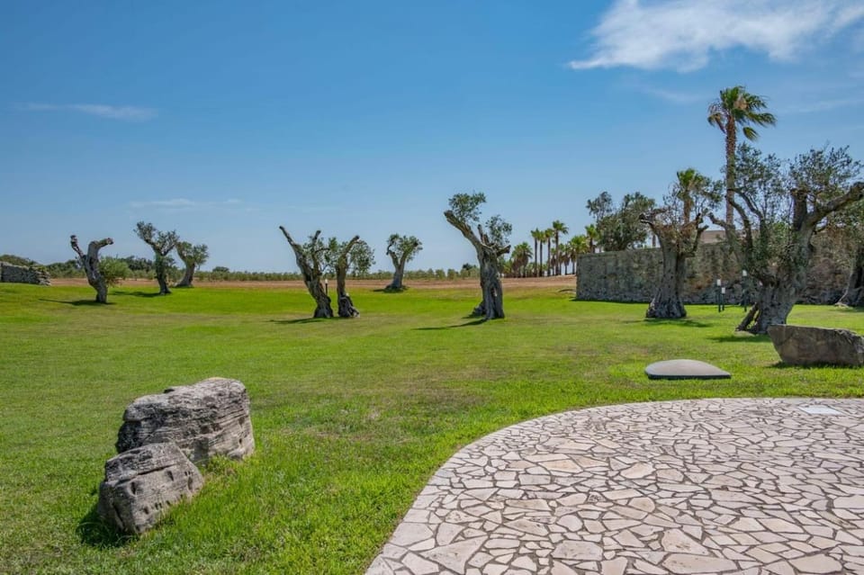 Masseria alba salentina con piscina Villa in Melendugno