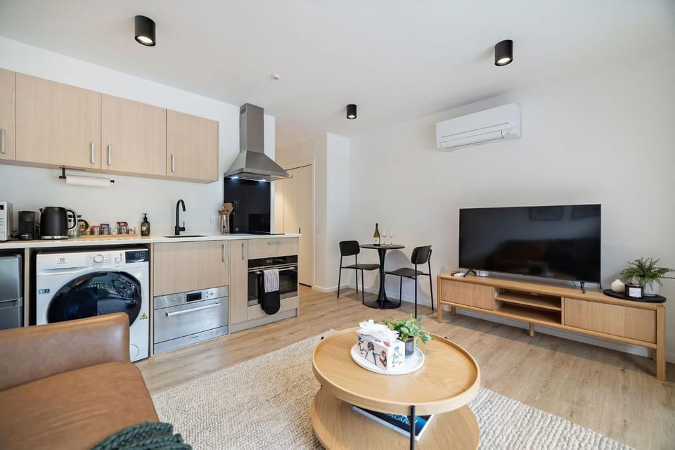 Kitchen or kitchenette, Living room, Dining area