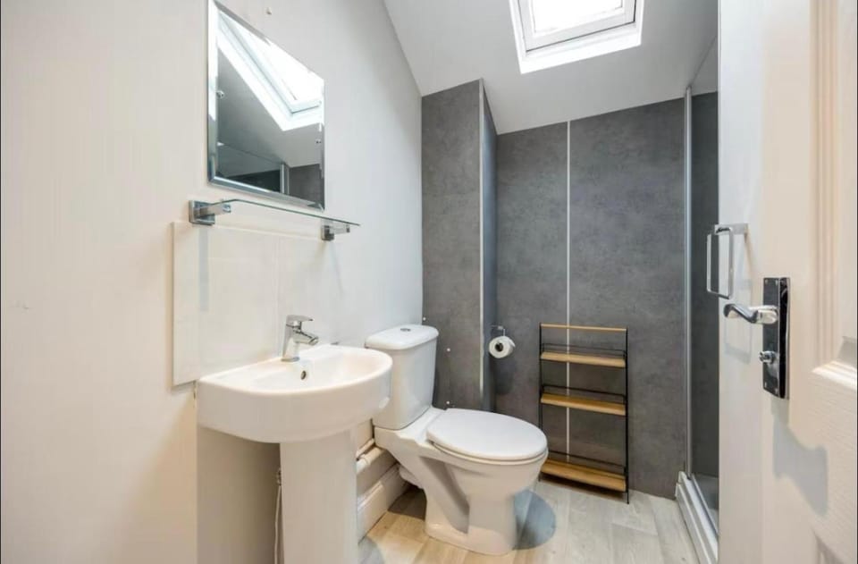 Modern Apartment Near Oxford Train Station Apartment in Oxford