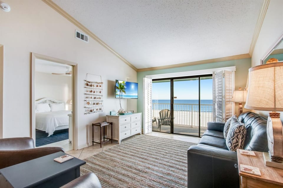 Romar Beach 302 Direct Gulf Front 2 Bedroom Condo Apartment in Orange Beach
