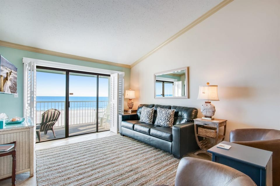 Romar Beach 302 Direct Gulf Front 2 Bedroom Condo Apartment in Orange Beach