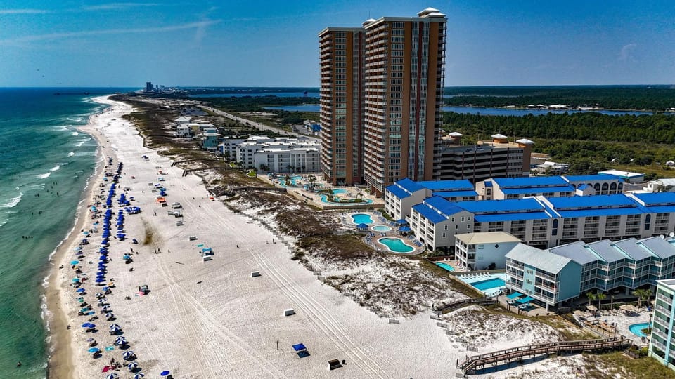 Romar Beach 310 Emerald Getaway Apartment in Orange Beach
