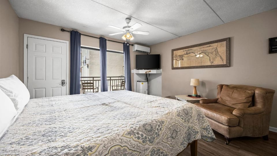 Sugar Beach 120 Captain's Cove Studio Apartment in Orange Beach