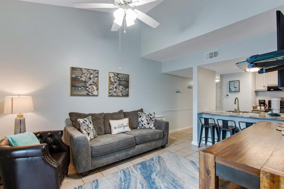 Sugar Beach 368 Two-Story Beachside Retreat Apartment in Orange Beach