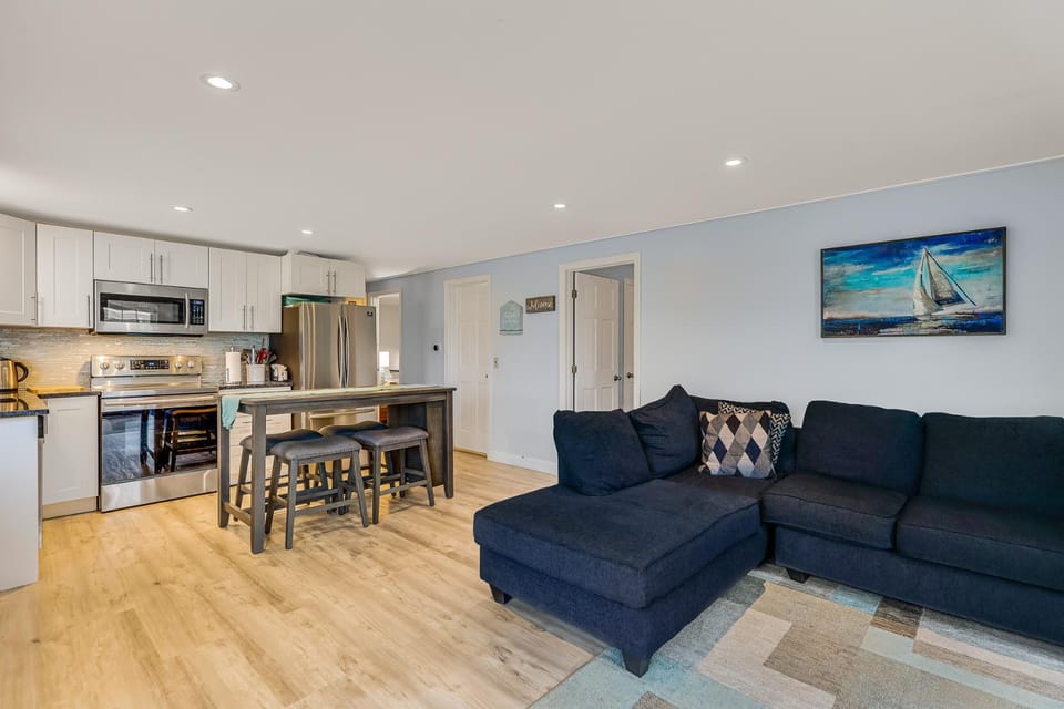Starry Night Lower Unit House in Hyannis