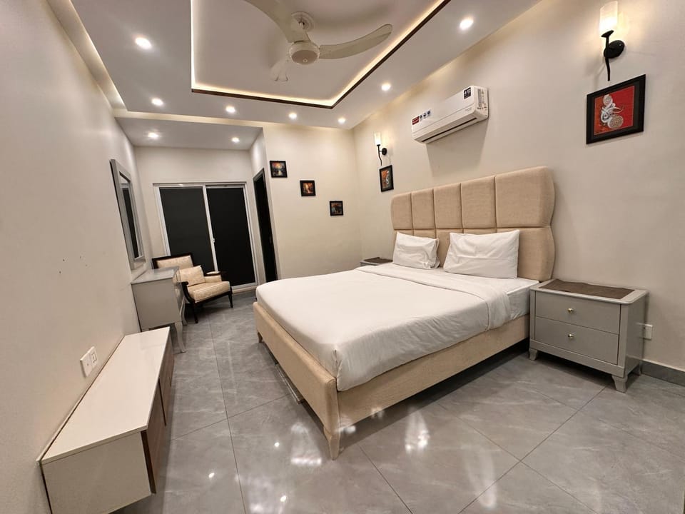 Spacious 2 Bed Apartment SF06 Air Avenue DHA Phase 8 near Ring Road AirPort Near Park Apartment in Lahore