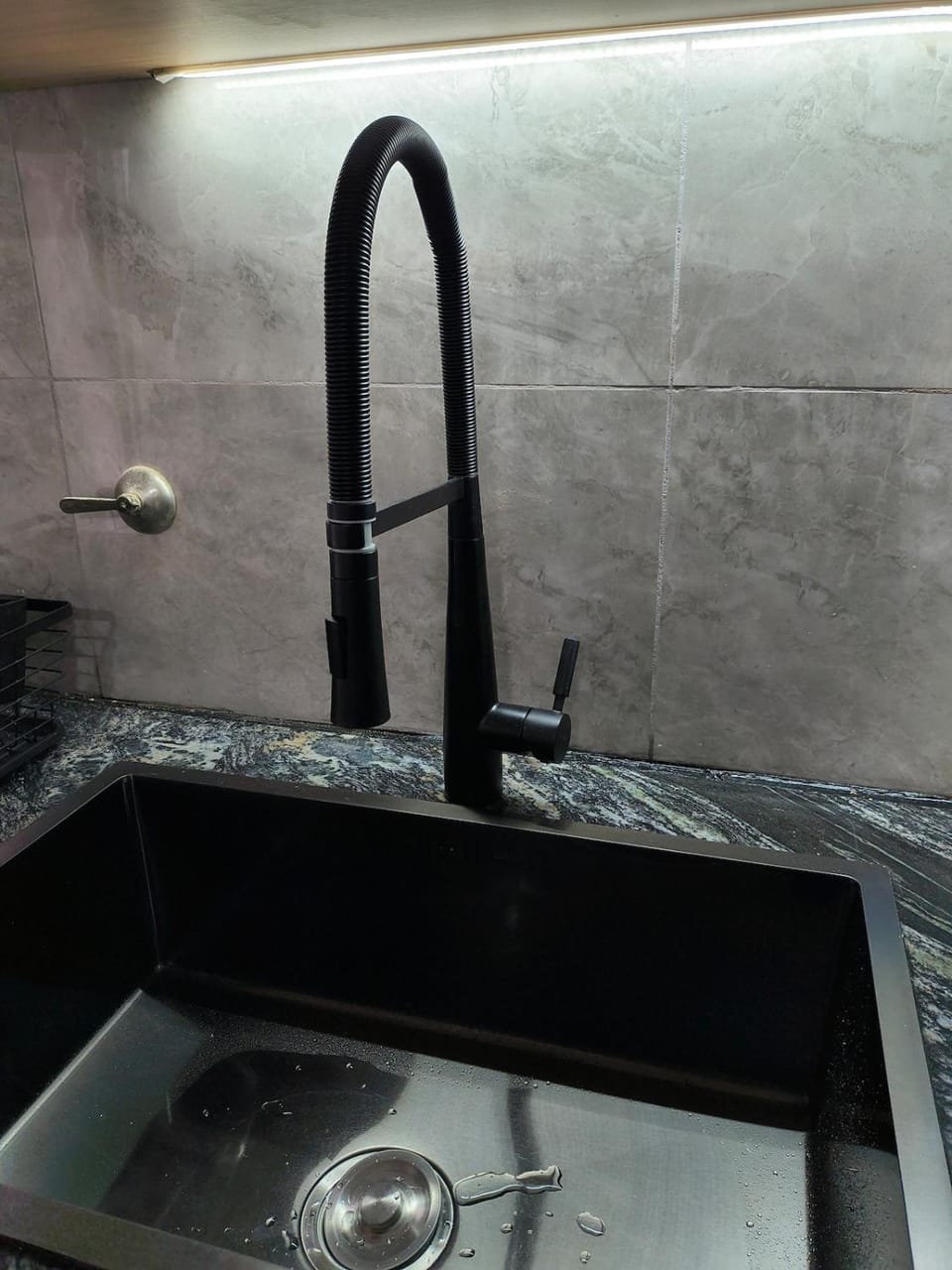 Rosario céntrico, departamento 3 habitaciones, remodelado a nuevo, con estacionamiento en el edificio, mínimo 2 noches Apartment in Rosario