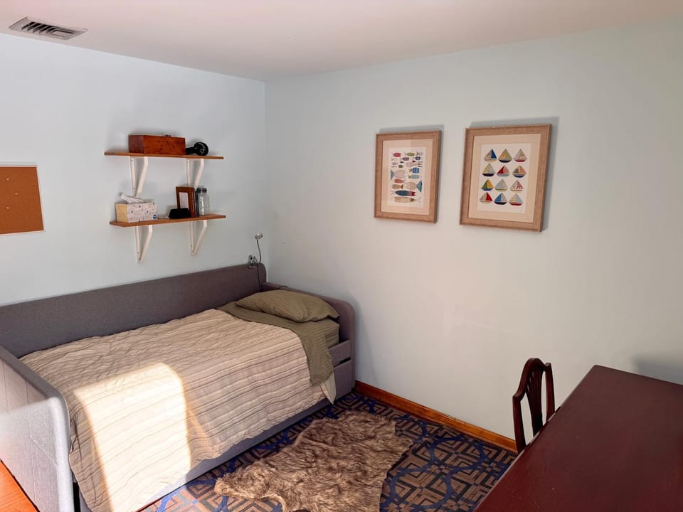 Bed, Bedroom