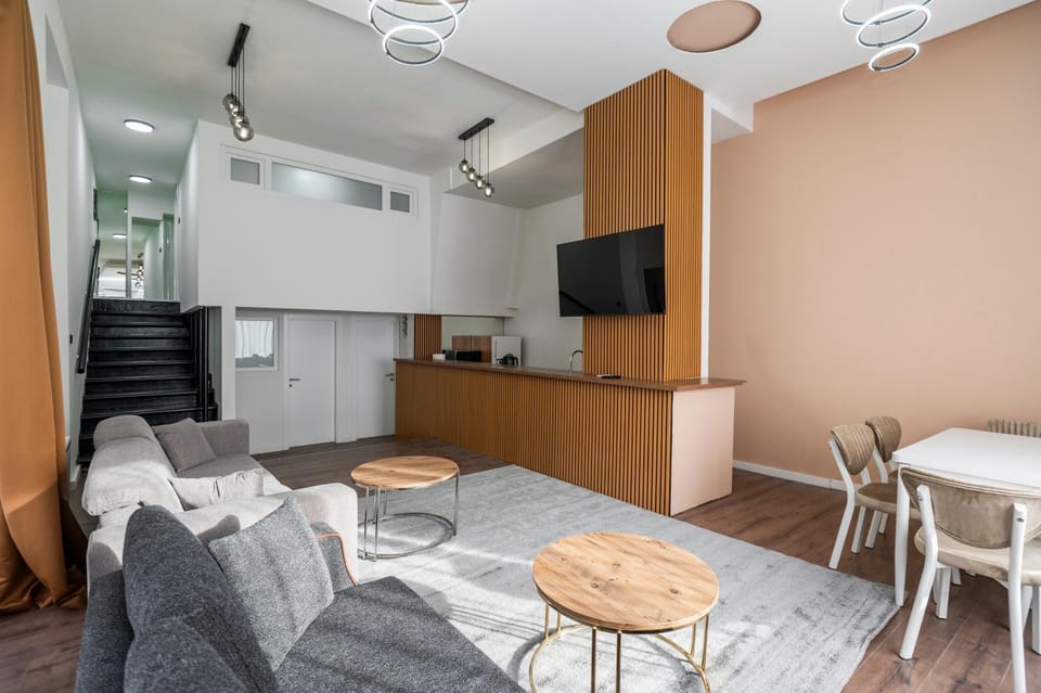 Lelas Grand Apartment - free parking Apartment in Sarajevo