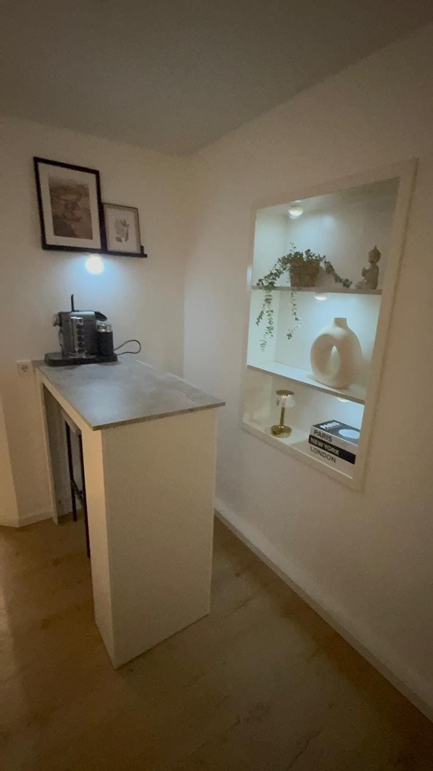 Coffee/tea facilities, Dining area