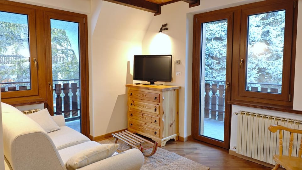 Hostdomus - Weekend apartment Apartment in Sauze d'Oulx