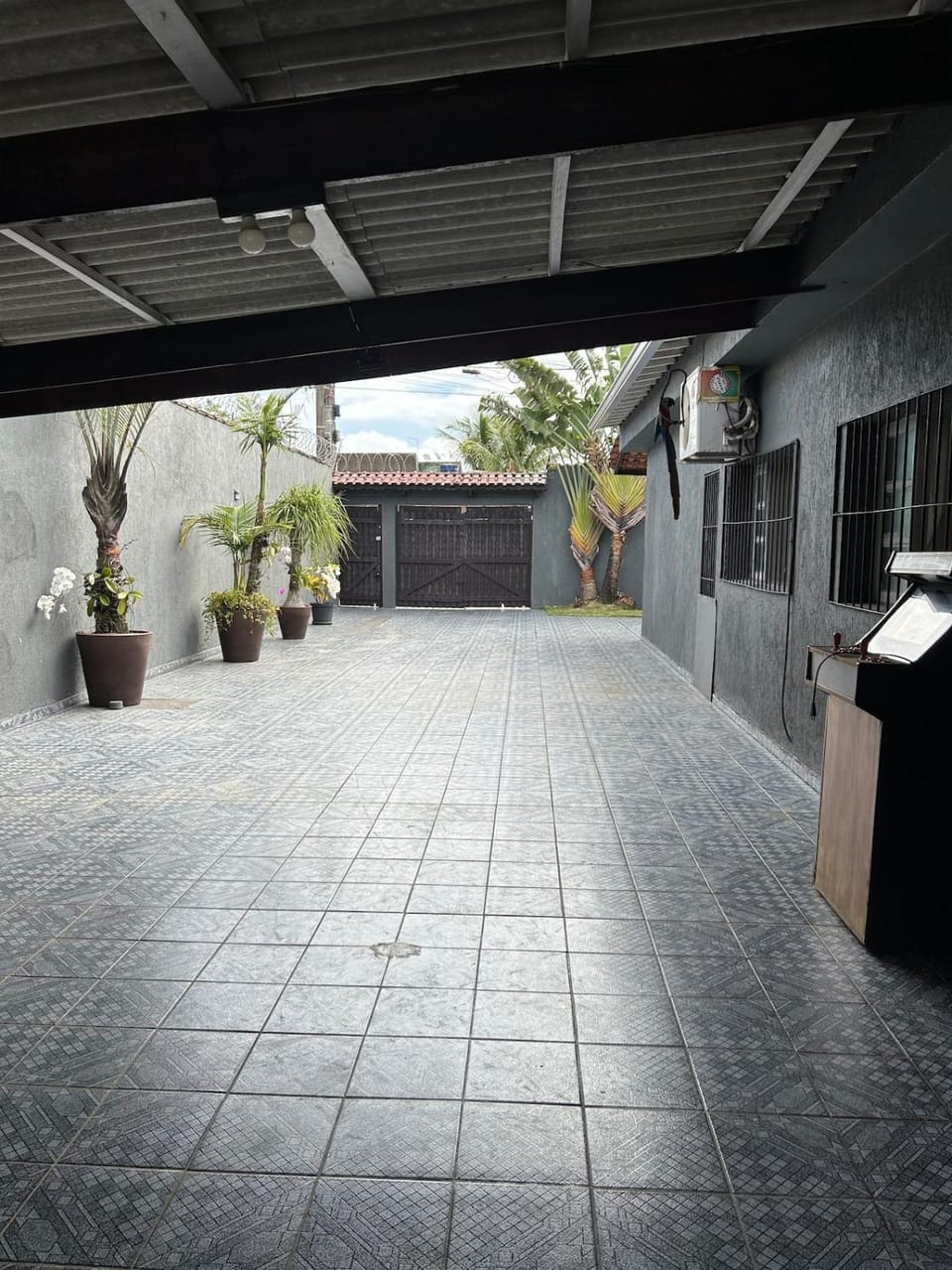 House with swimming pool 600 meters from the beach House in Itanhaém