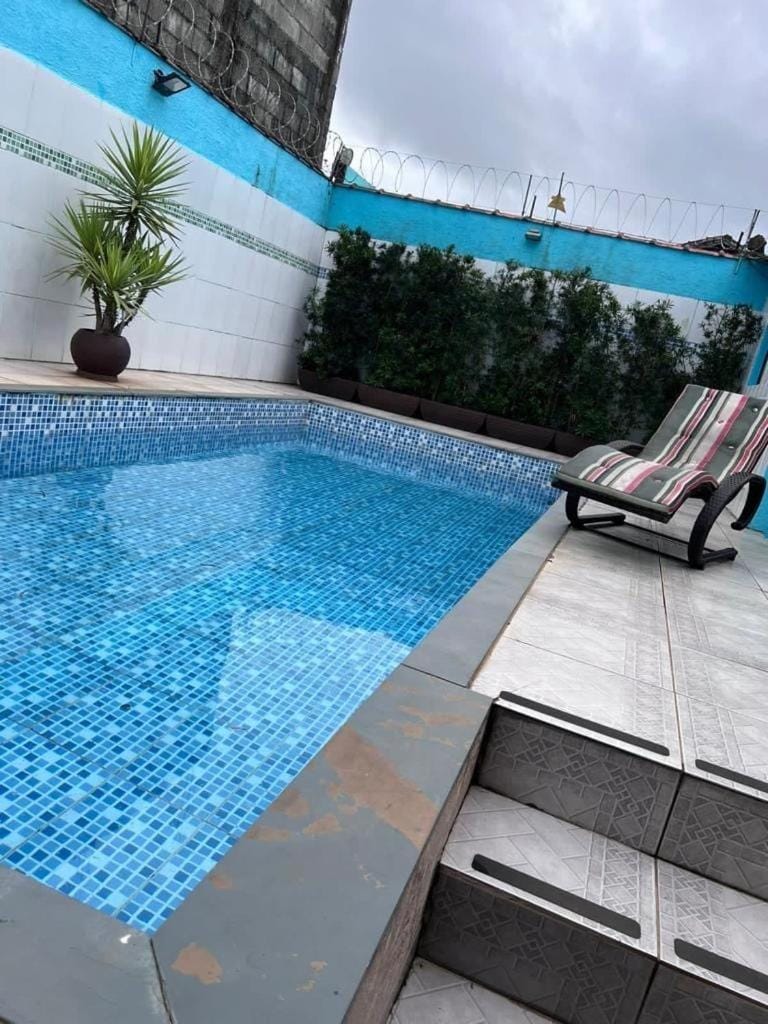 House with swimming pool 600 meters from the beach House in Itanhaém