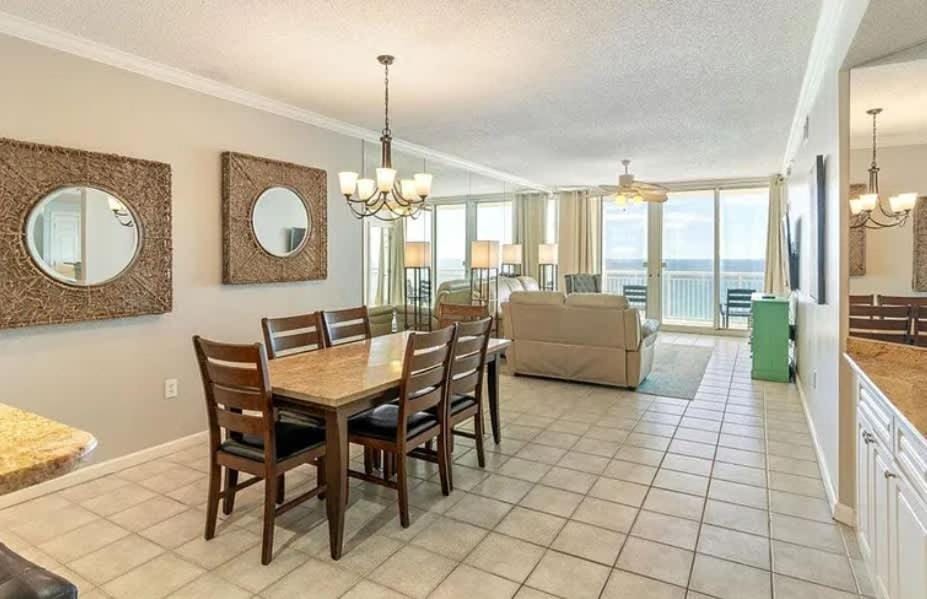 The Pearl of Navarre Beach 1303 Beach Service House in Pensacola Beach