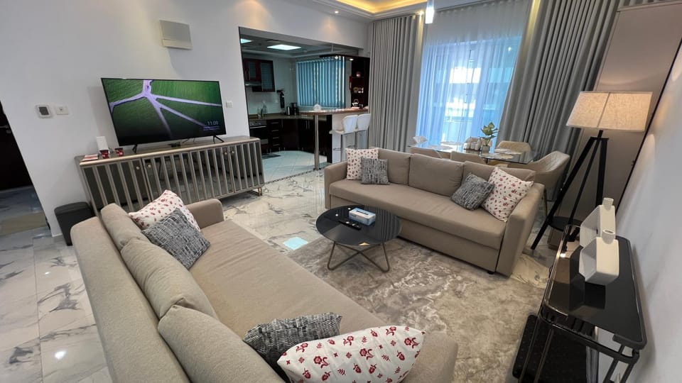 Dubai Marina Apartment Steps to DMCC Metro & JBR Apartment in Dubai