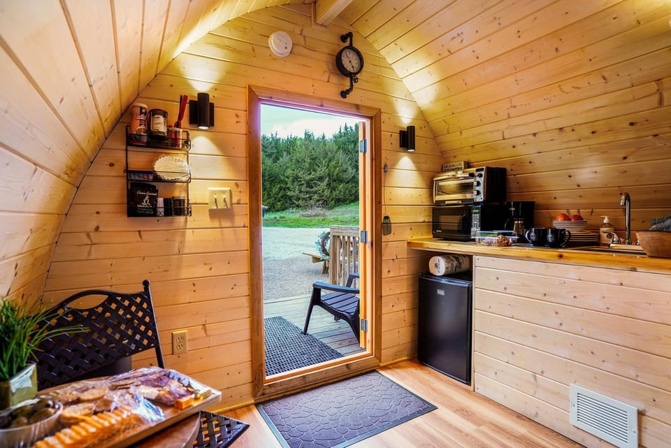 Patio, Kitchen or kitchenette, Seating area, Dining area, pet friendly