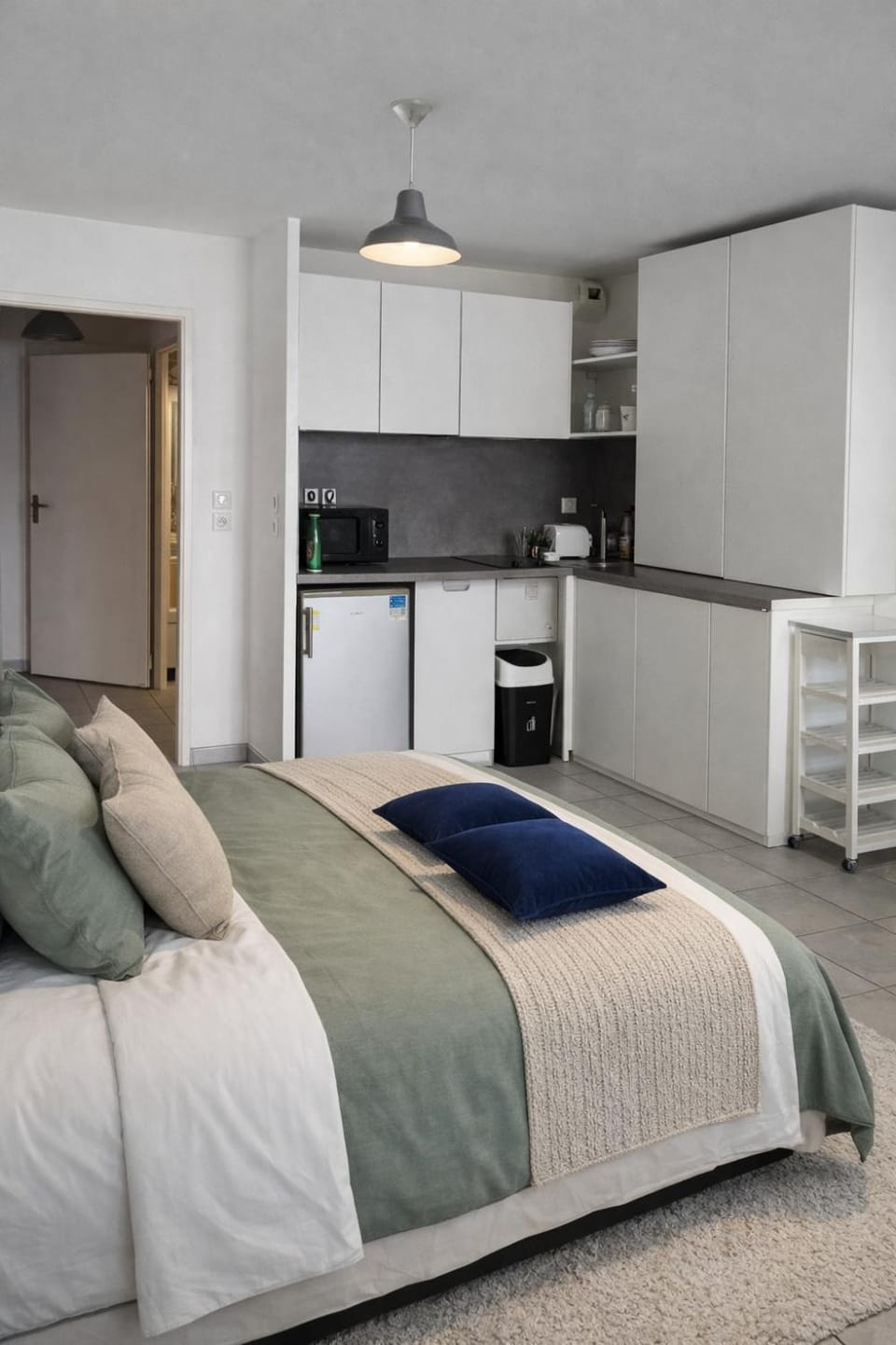 5-minute studio Blagnac Airport & airbus Apartment in Toulouse