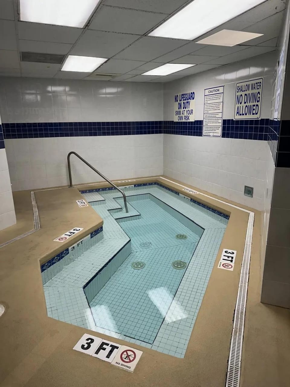 Pool view, Swimming pool