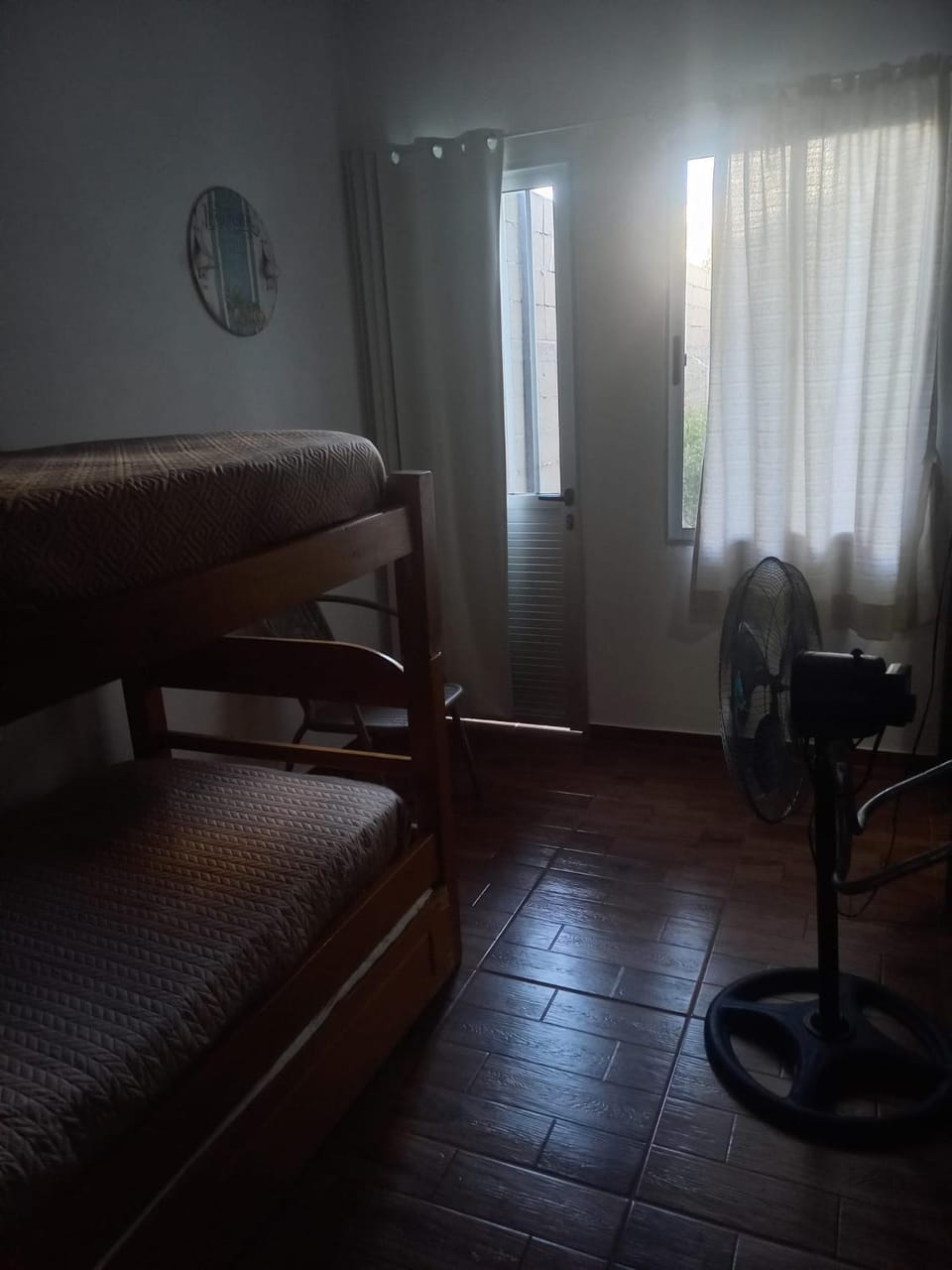 Bedroom, bunk bed