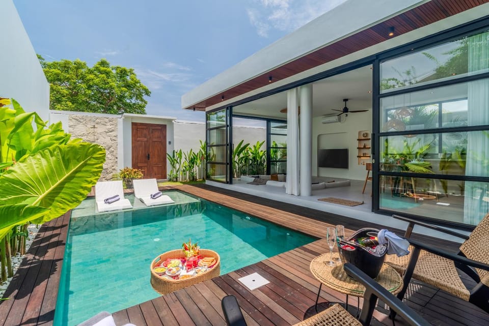 Day, Garden, View (from property/room), Balcony/Terrace, Garden view, Pool view, Swimming pool, Swimming pool, sunbed