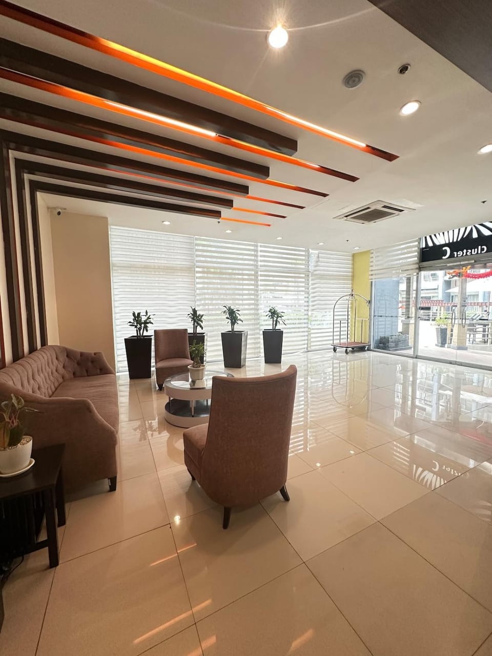 Lobby or reception, Seating area