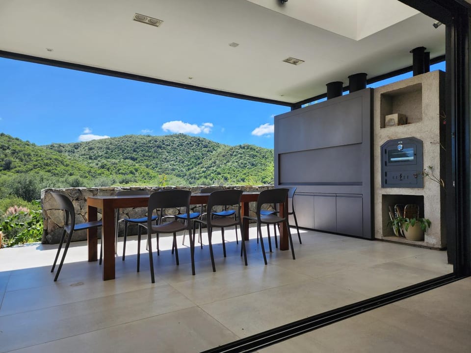Natural landscape, View (from property/room), Balcony/Terrace, Dining area