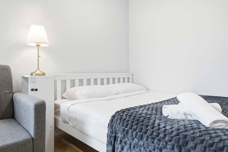 MetaWise BnB Light-Filled Studio Room 5 Apartment in Sydney