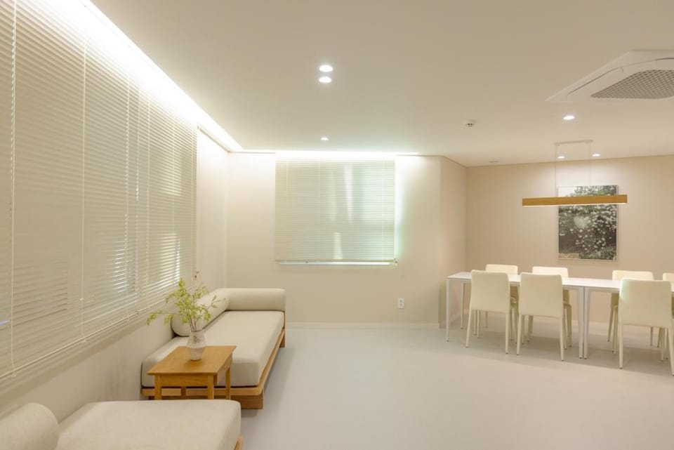 3F rootshouse busan staion Apartment in Busan