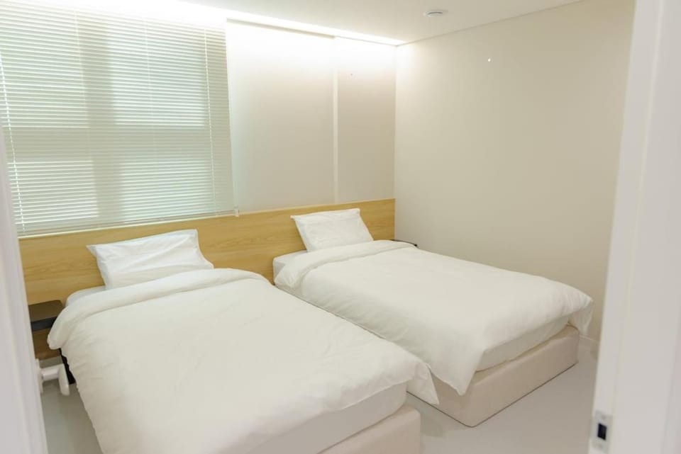 4F rootshouse busan staion Apartment in Busan