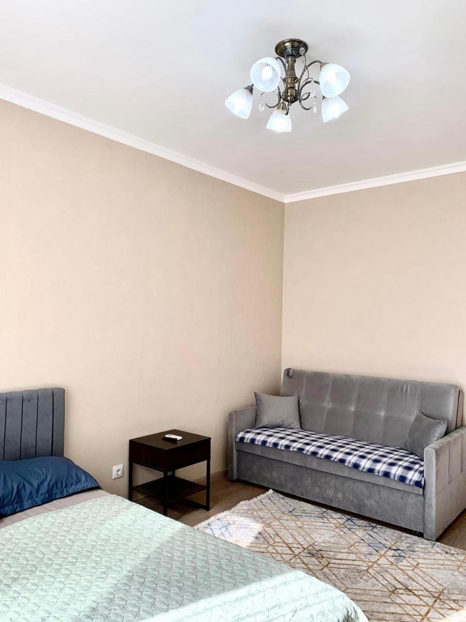 Апартаменты возле Кардиоцентра Apartment in Kazakhstan