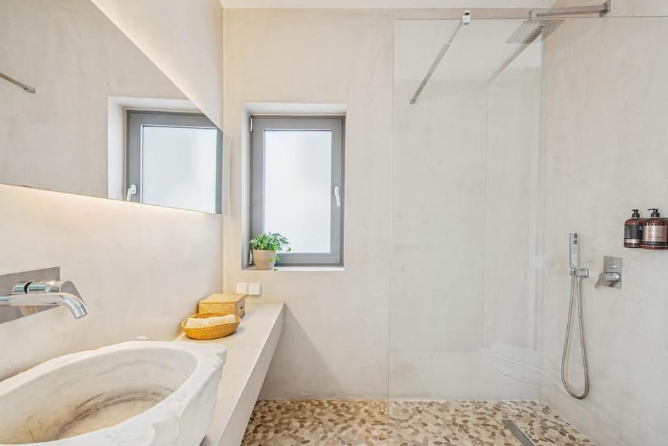 Living Beyond Design Apartment in Athens