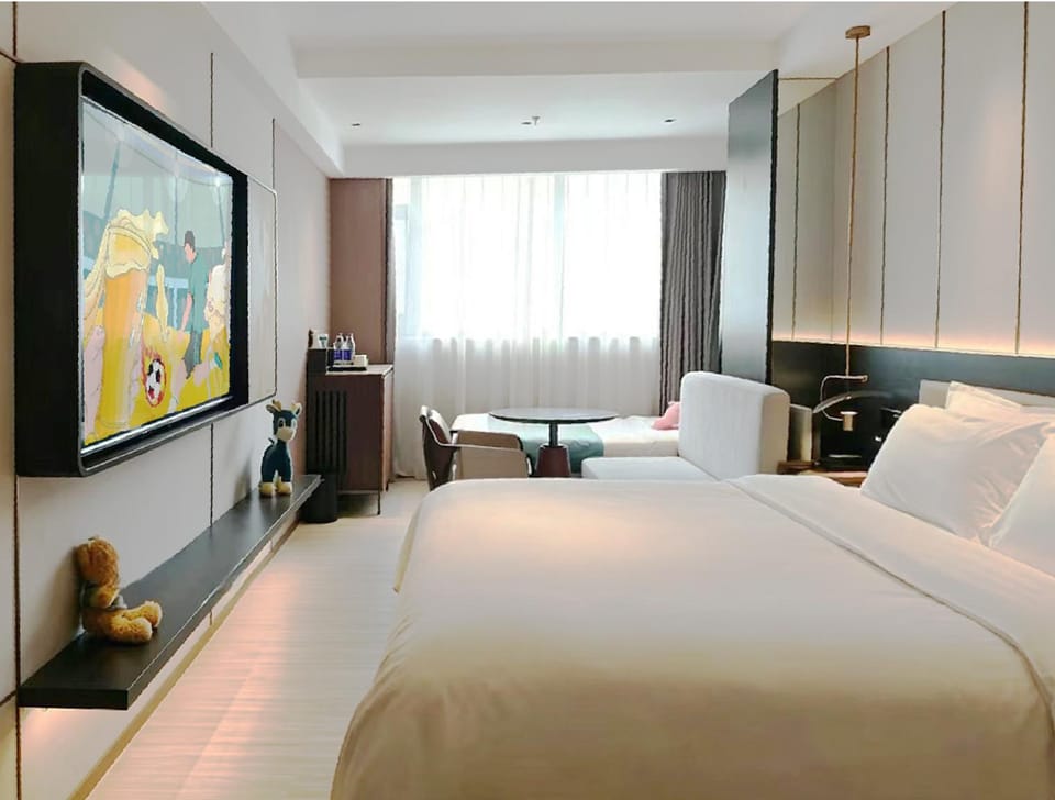 TV and multimedia, Photo of the whole room, Bedroom