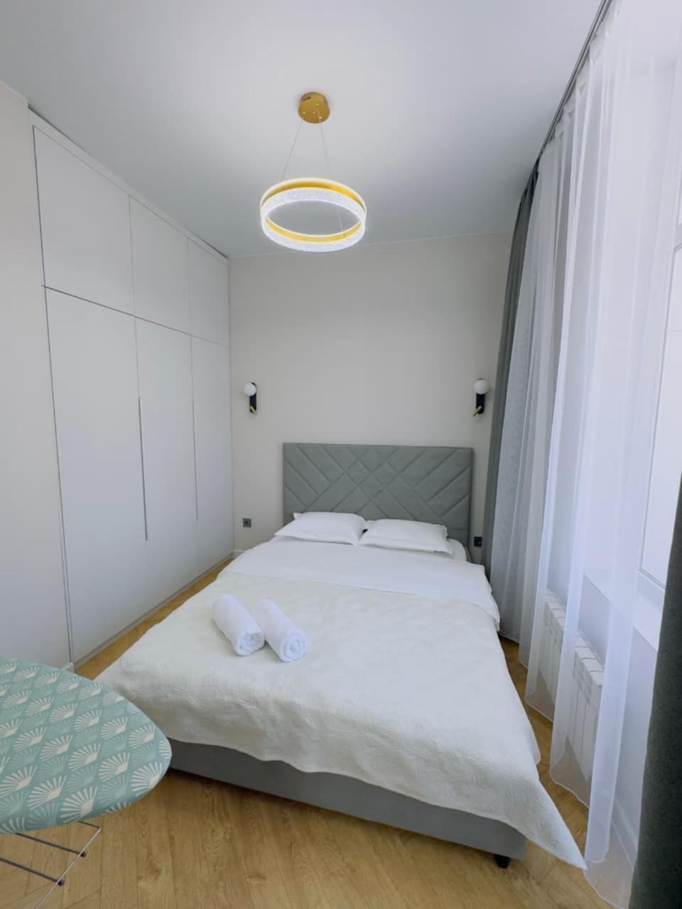 Bed, Bedroom, towels, wardrobe