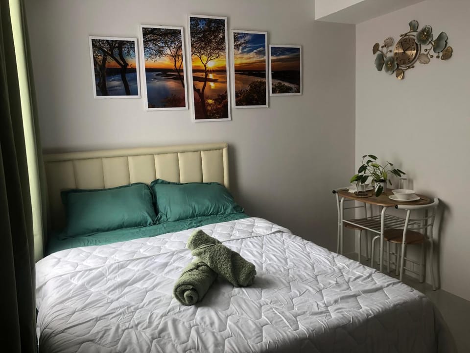 Clover88 Studio Room is in the City but with a seaview Apartment in Central Visayas