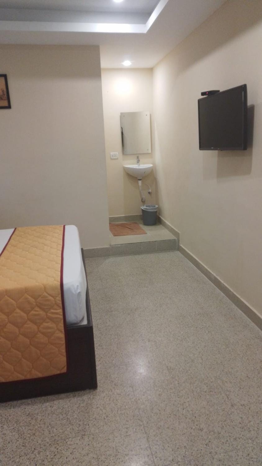 AB Residency Hotel in Chennai