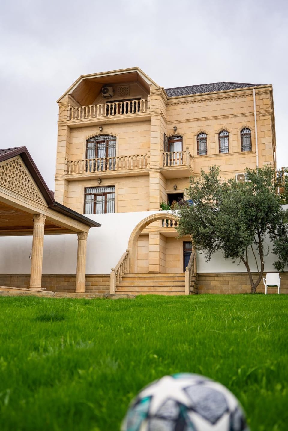 Property building, Garden, Garden view