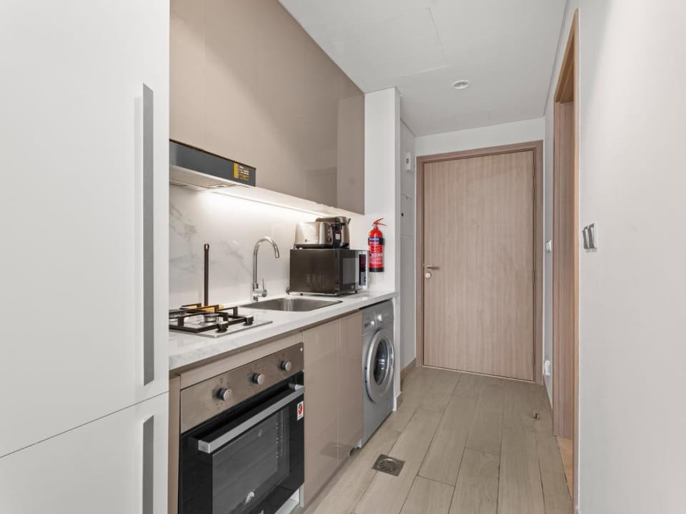 The Comfort Cove Studio in Azizi Riviera 32 Apartment in Dubai