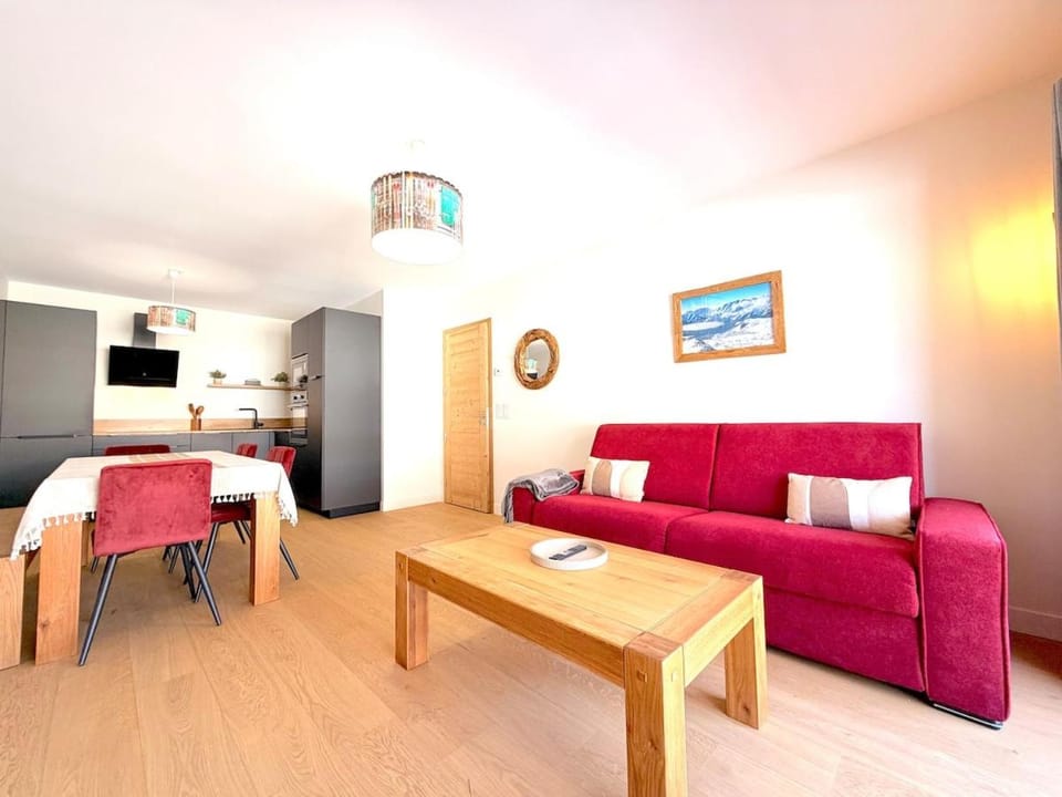 F2 neuf & spacieux - Proche de tout Apartment in Huez