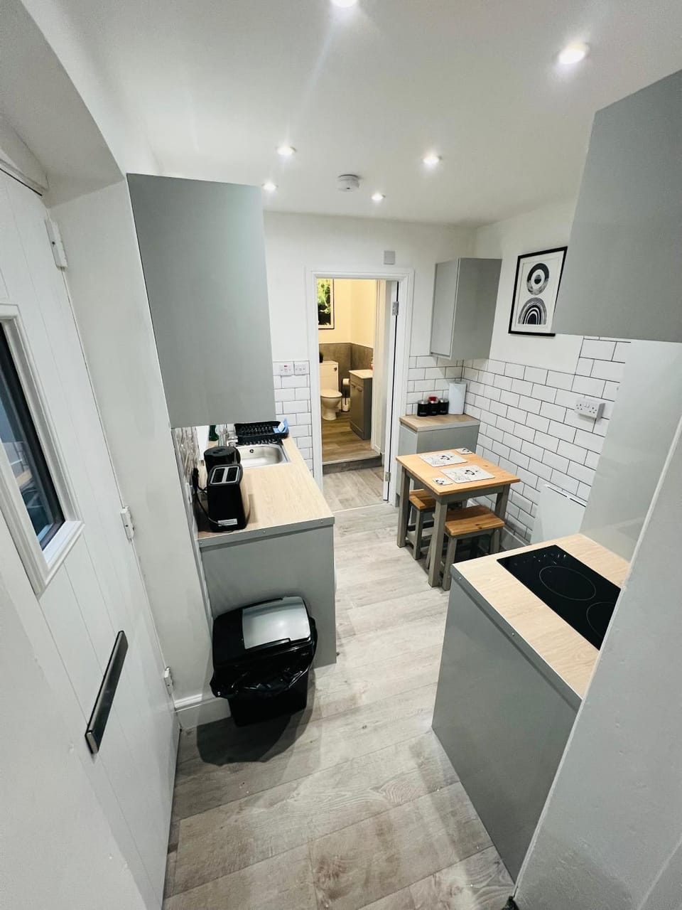 Yastayzzz Studio 2 Worcester House with Free Parking Apartment in Worcester