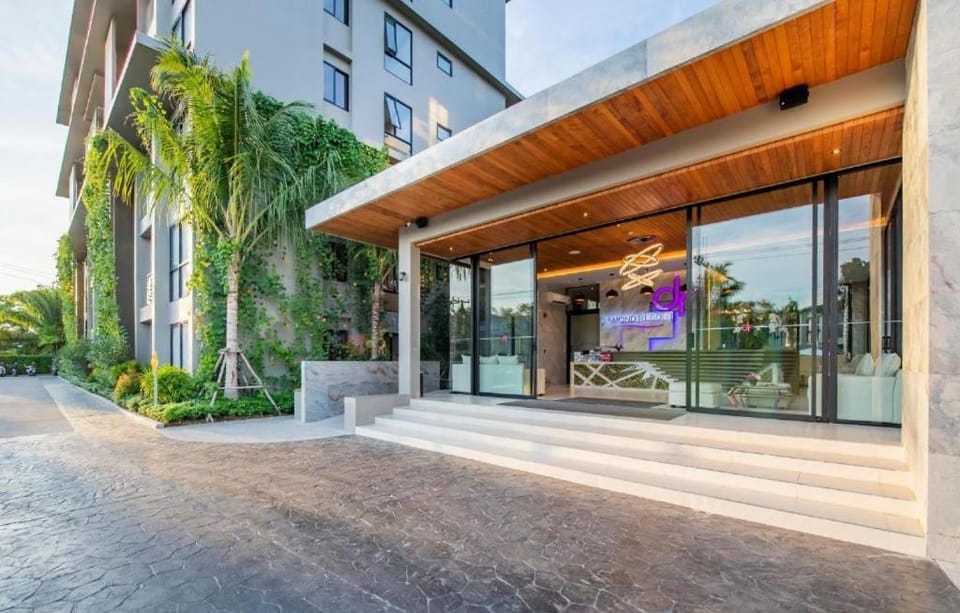 Diamond cozy serviced apartment Bangtao beach 700m Apartment in Choeng Thale