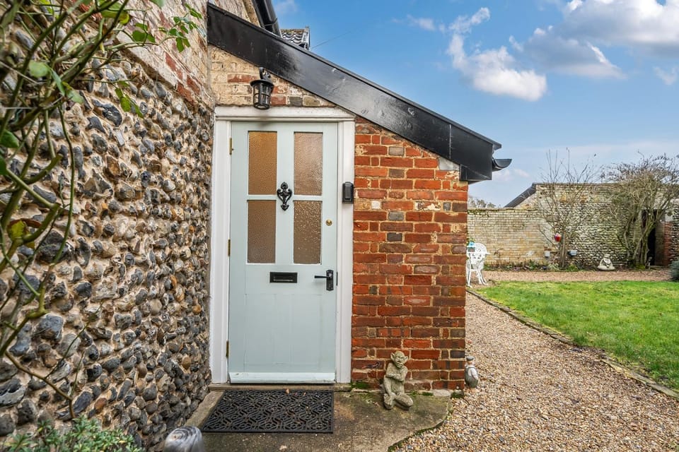 Old Rectory Cottage, Tostock House in St Edmundsbury District